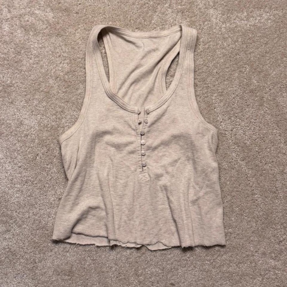 Aerie Oatmeal/Ivory Soft Tank with Button Detail Size L